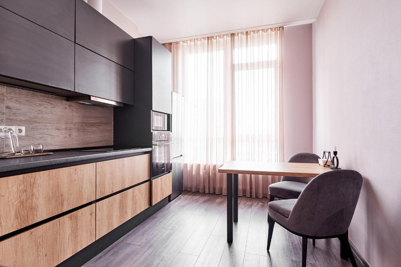 Kador Home Hotel Downtown Kyiv Exterior photo