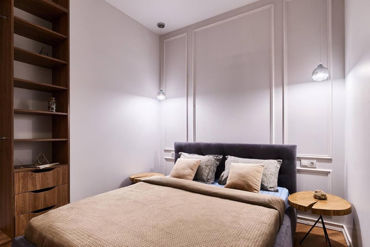 Kador Home Hotel Downtown Kyiv Room photo