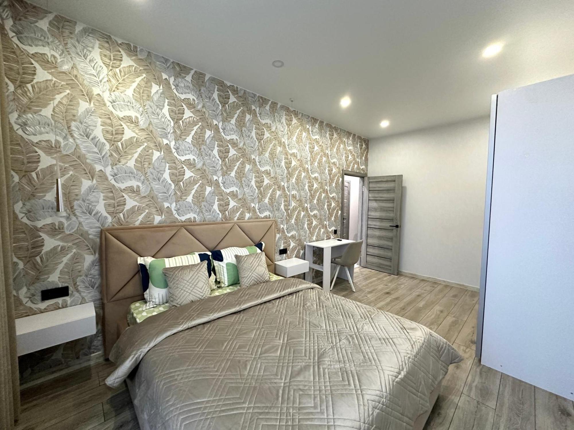 Kador Home Hotel Downtown Kyiv Room photo