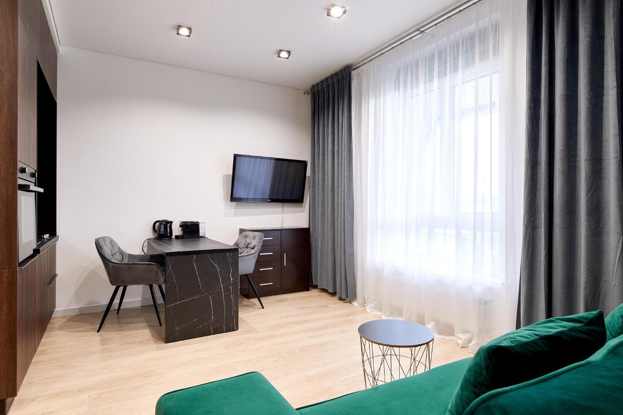 Kador Home Hotel Downtown Kyiv Room photo