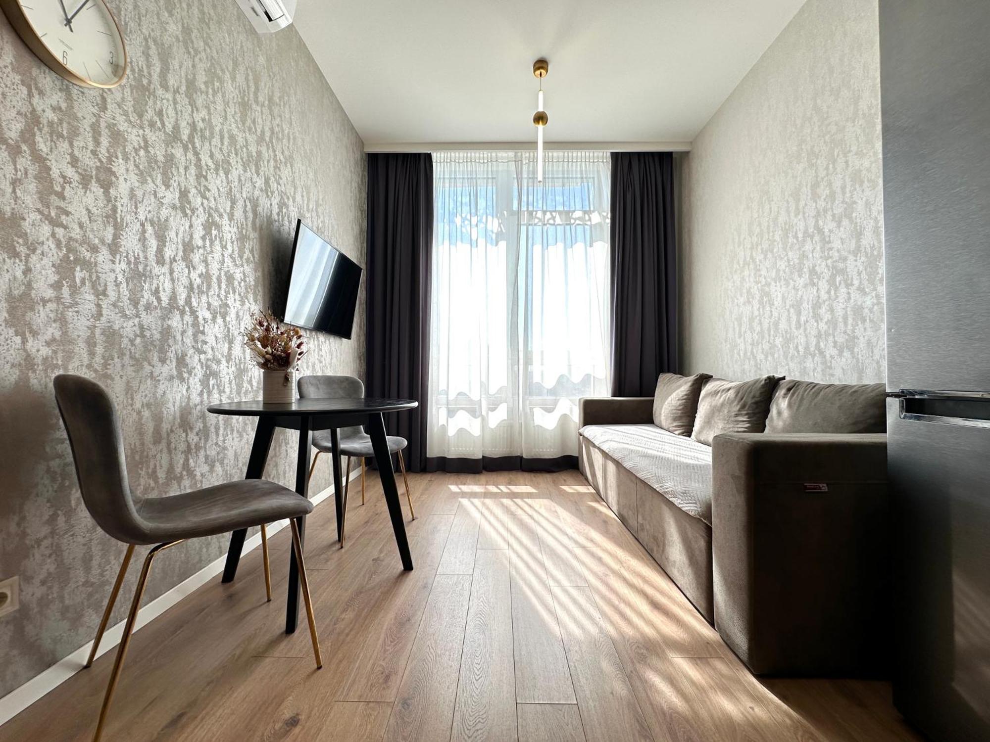 Kador Home Hotel Downtown Kyiv Room photo
